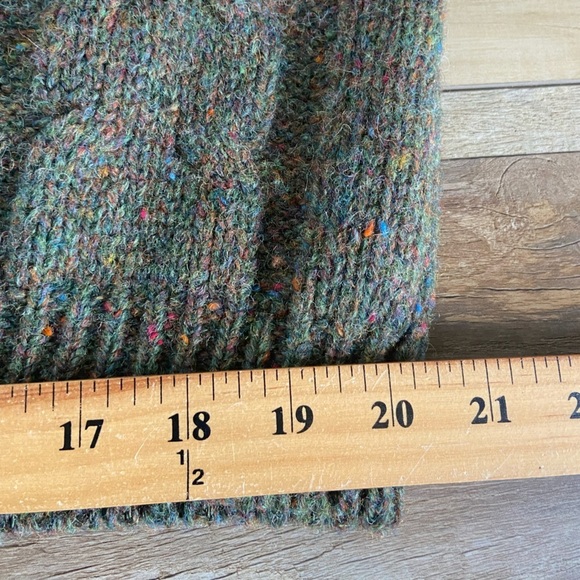 Authentic Gap Clothing Men's Wool Sweater Size L Cable Knit V-Neck Fisherman Y2K - Picture 6 of 9